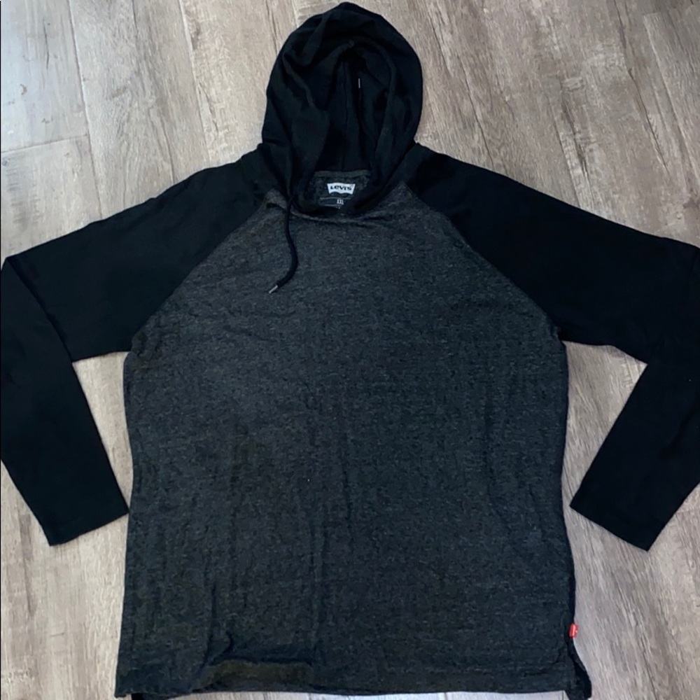 Levi’s Pullover